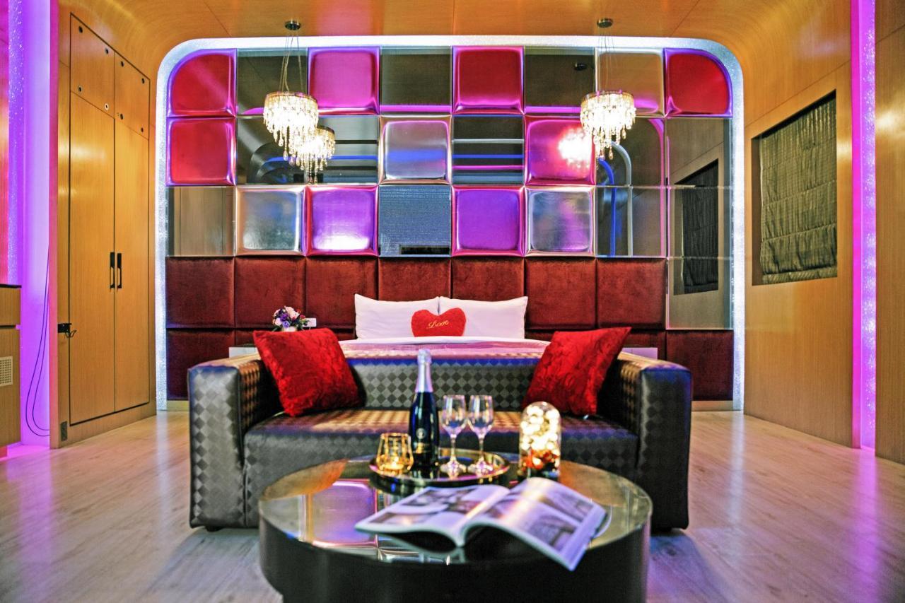 Affair Motel Co.Ltd Wuqi Exteriör bild